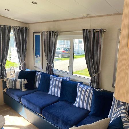 Tranquil Breaks Ltd Villa Prestatyn Bagian luar foto