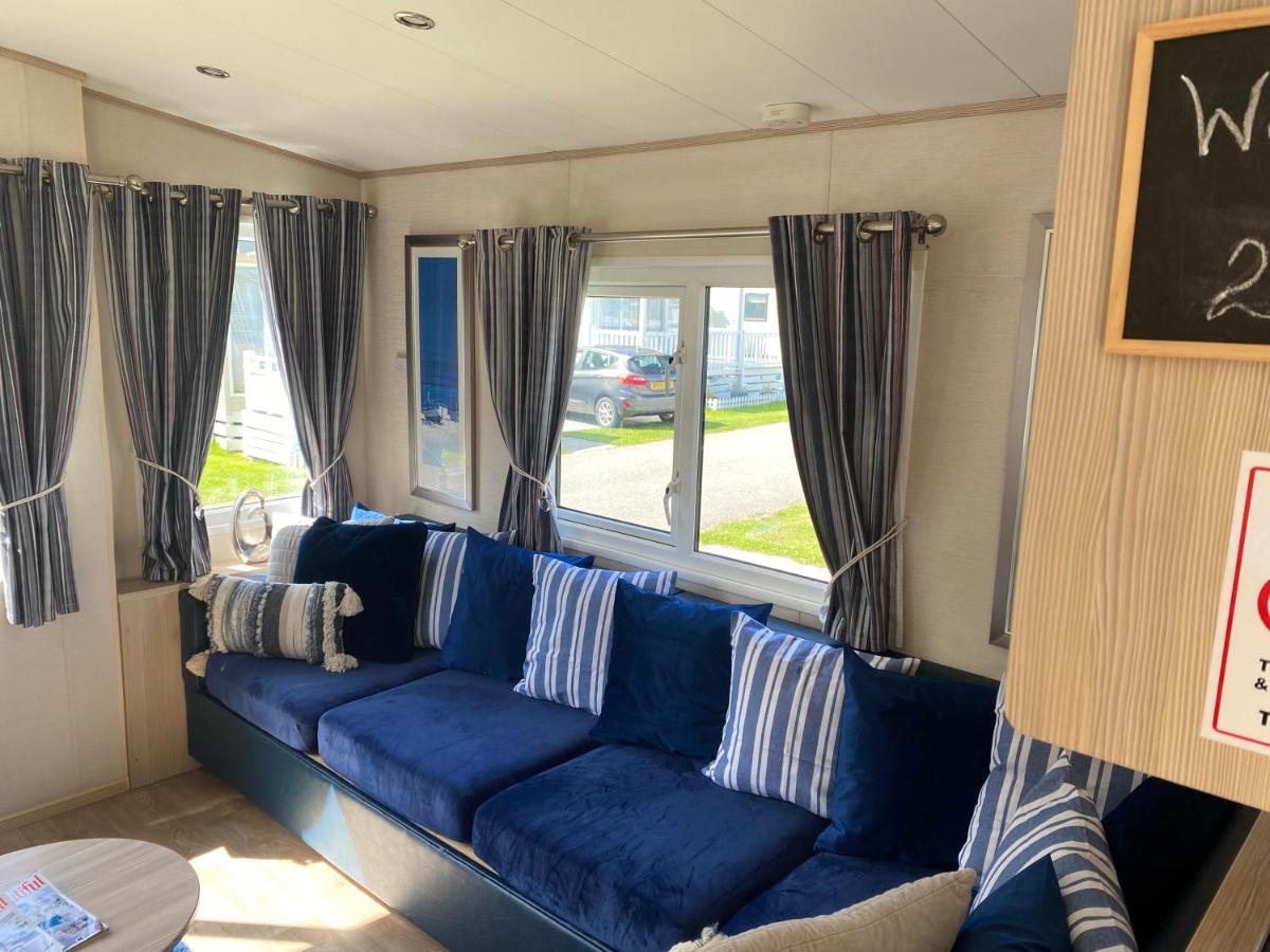 Tranquil Breaks Ltd Villa Prestatyn Bagian luar foto